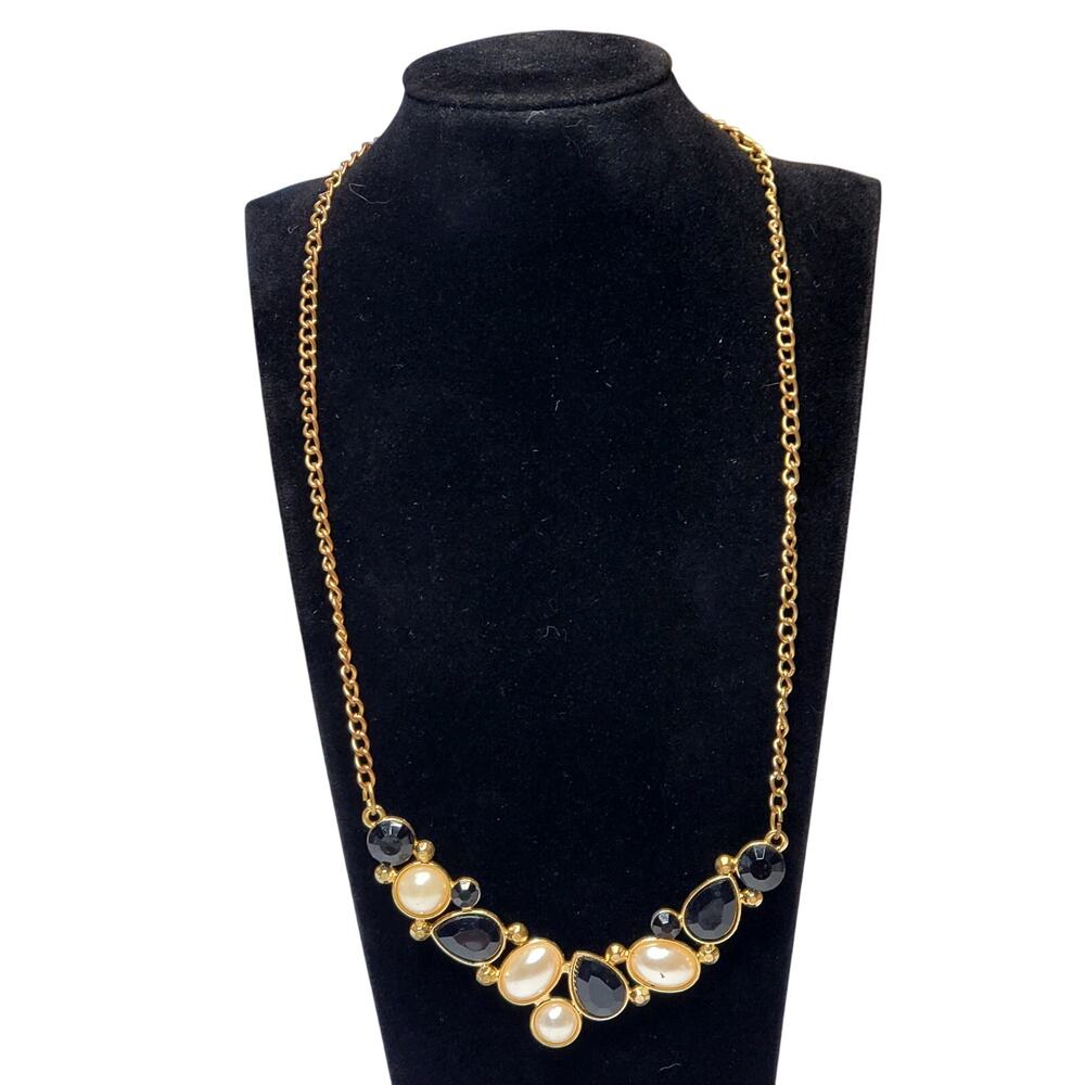 Faux Pearl Cabochon Gold Tone Necklace 16" Unsigned Chunky